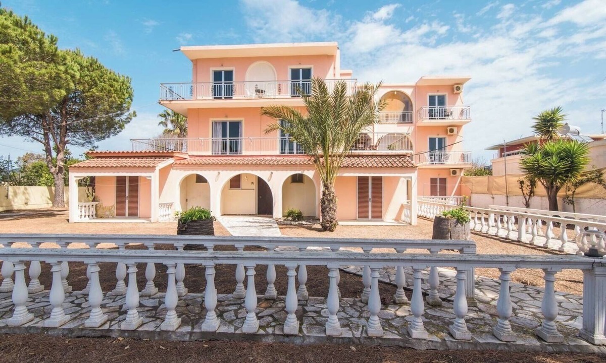 Ag. Georgios Apartment | Southgate 5 by MPS