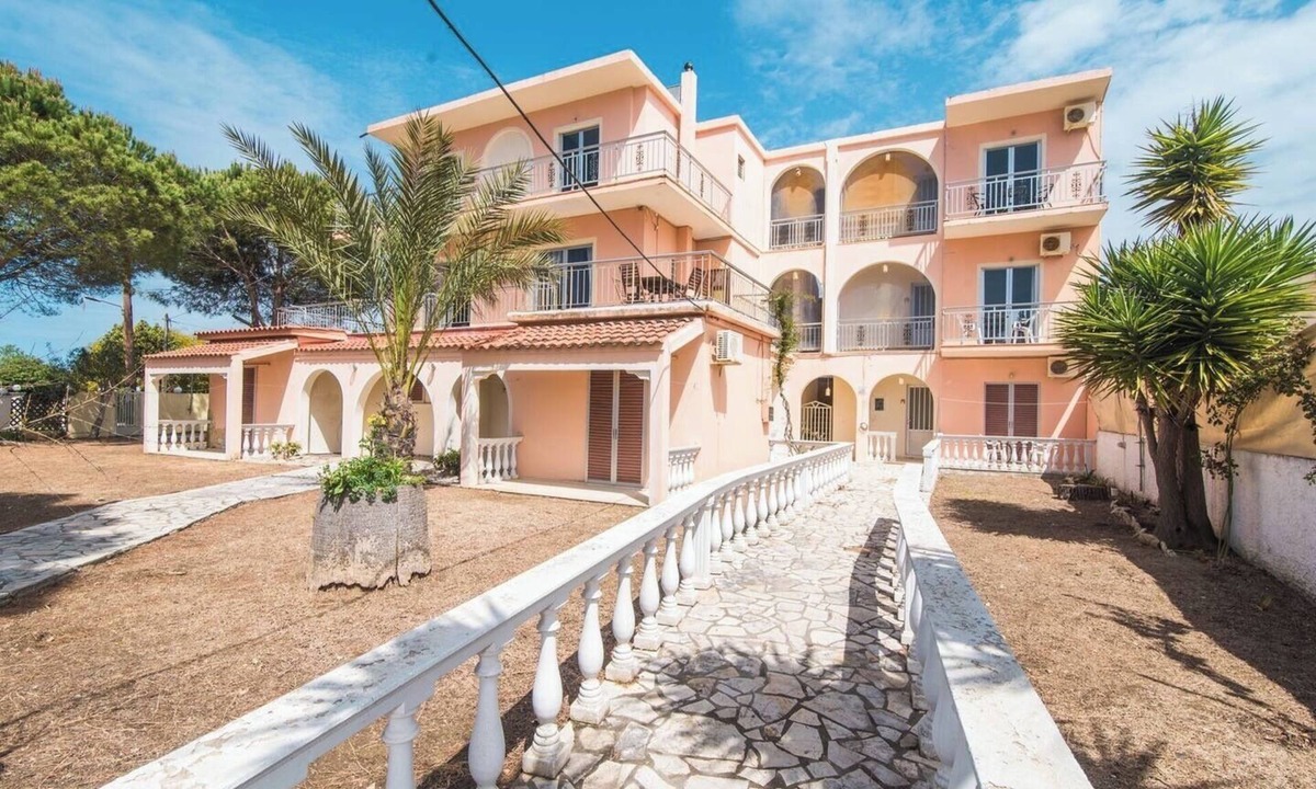 Ag. Georgios Apartment | Southgate 7 by MPS
