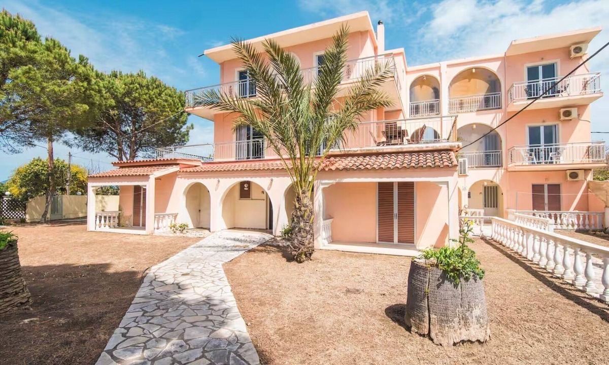 Ag. Georgios Apartment | Southgate 8 by MPS