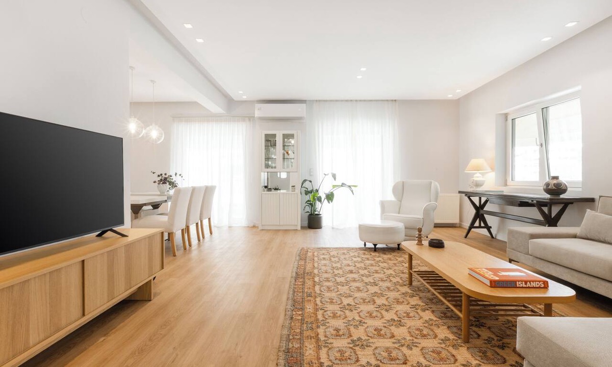 Kalamaria Apartment | Spacious apartmet in Kalamaria, ideal for families. Located close to the sea.