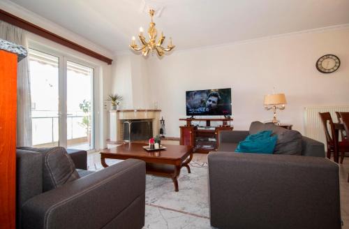 Sparta Apartment | Spartan 5th floor apartment