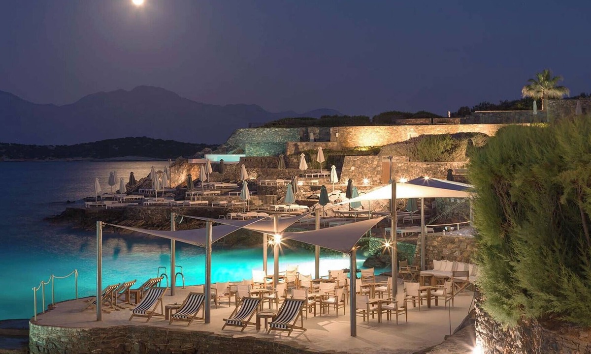 Agios Nikolaos Town Hotel | St. Nicolas Bay Resort Hotel & Villas