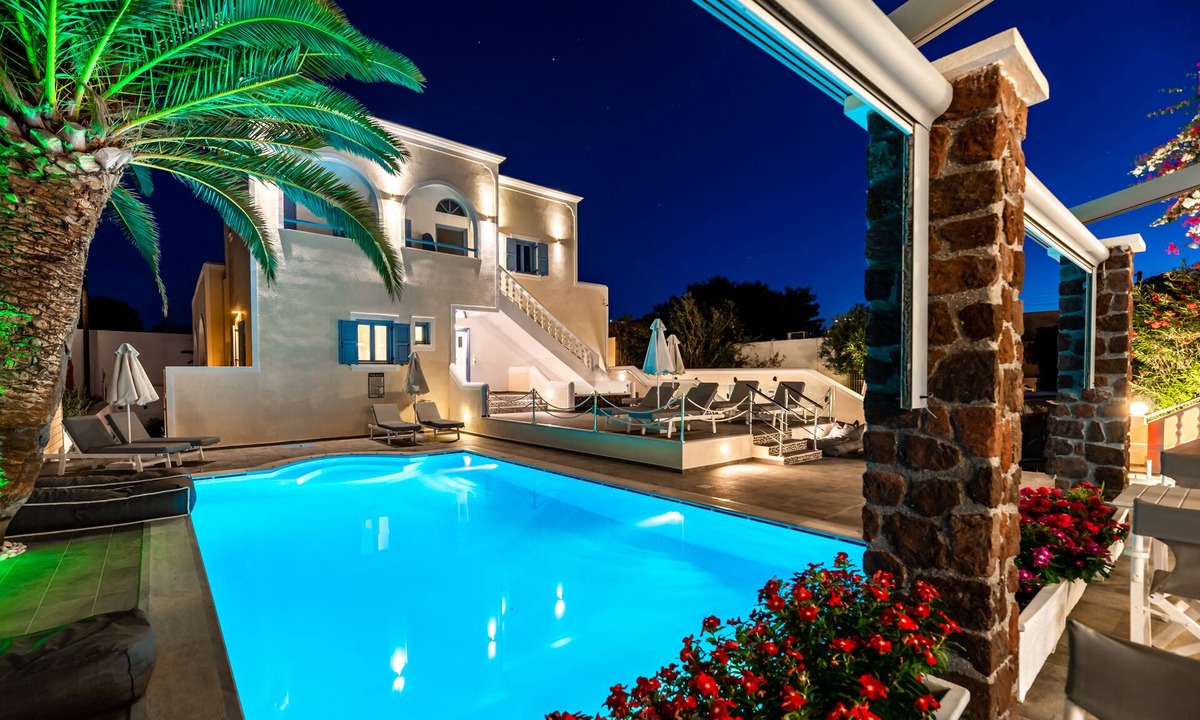 Perissa Hotel | Stelios Place