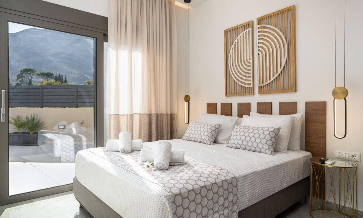Kournas Villa | Stone Heaven Luxury Villa