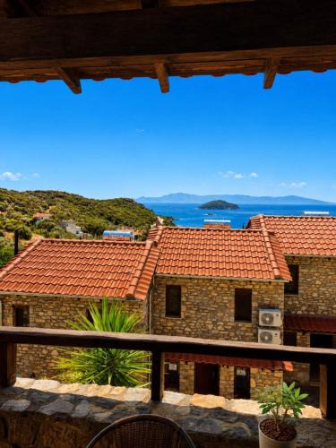 Nea Iraklitsa Apartment | Stone Hill - Villas