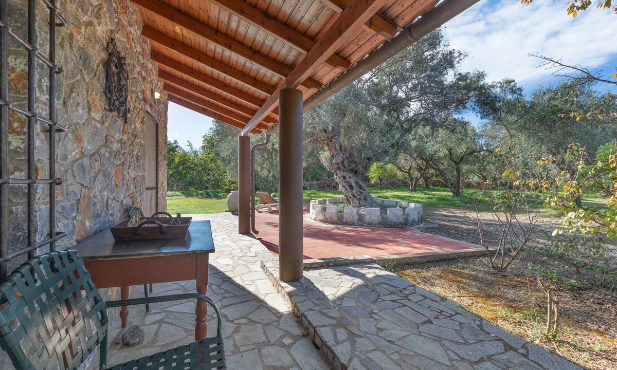Nea Kydonia House | Stone house among trees with private garden, terrace & Wi-Fi