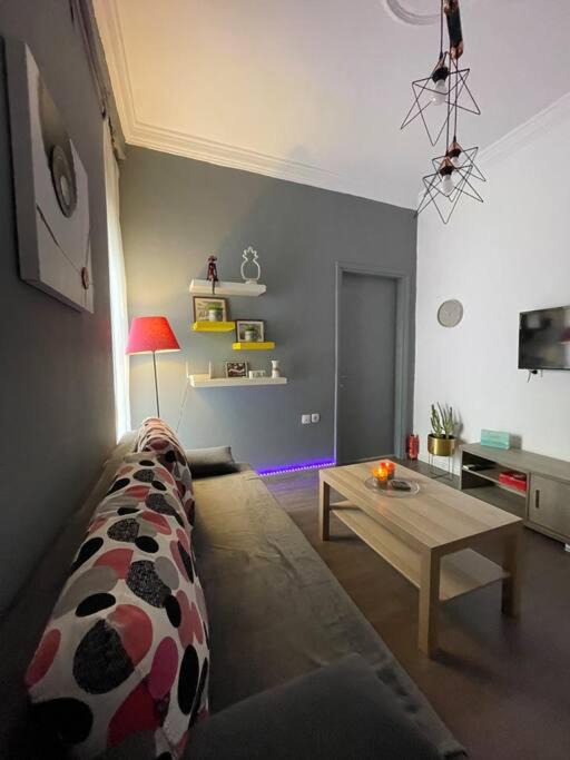Old Town Apartment | Studio 7