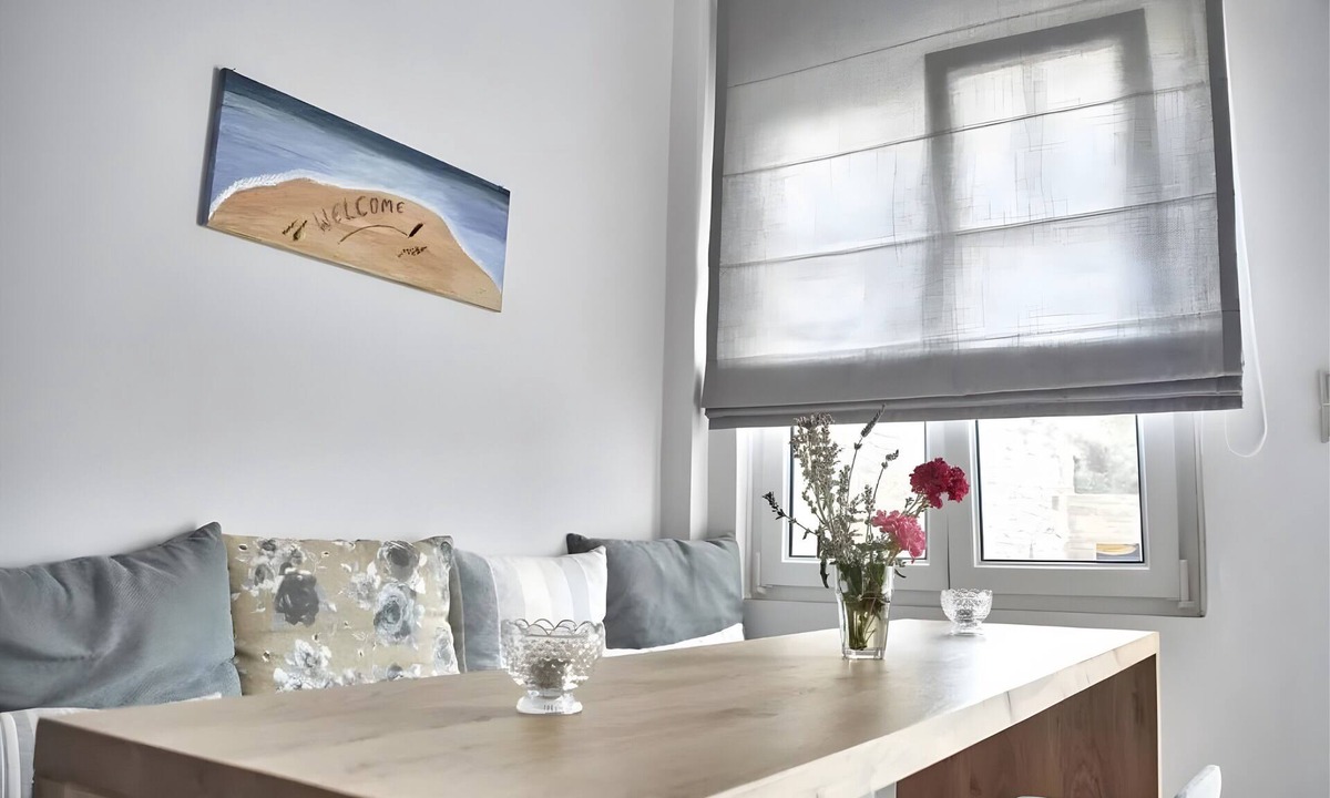 Gavrio Apartment | Studio Apartment 'Irene 7 Deluxe Double 2' with Sea View, Wi-Fi and Air Conditioning
