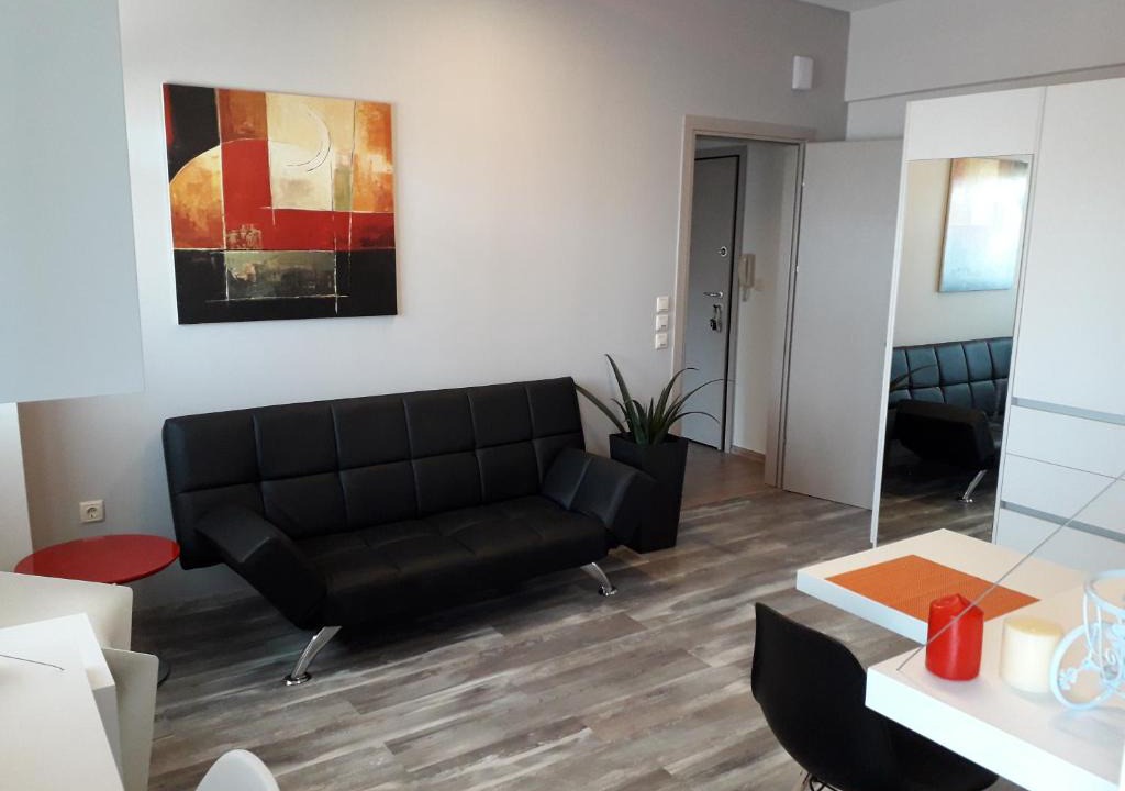 Drama Apartment | Studiosbank NIKOM BB