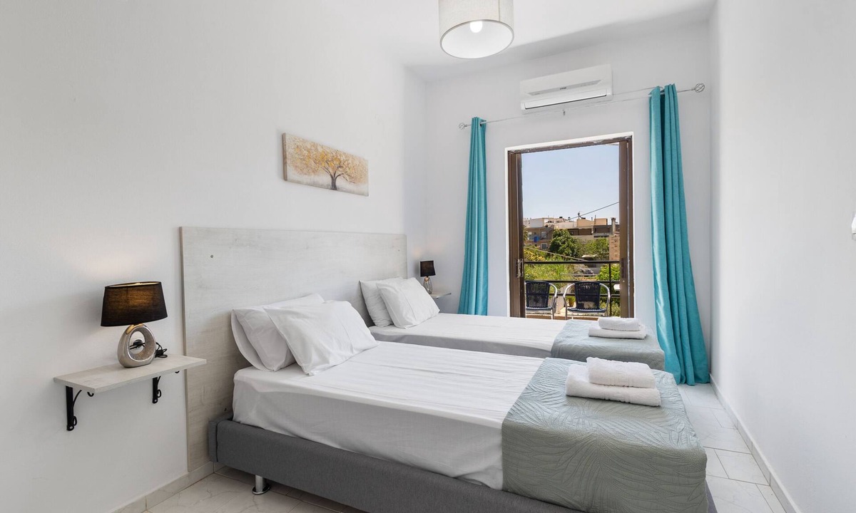 Nea Chora Apartment | Sun & Beach Apartment in Chania 8