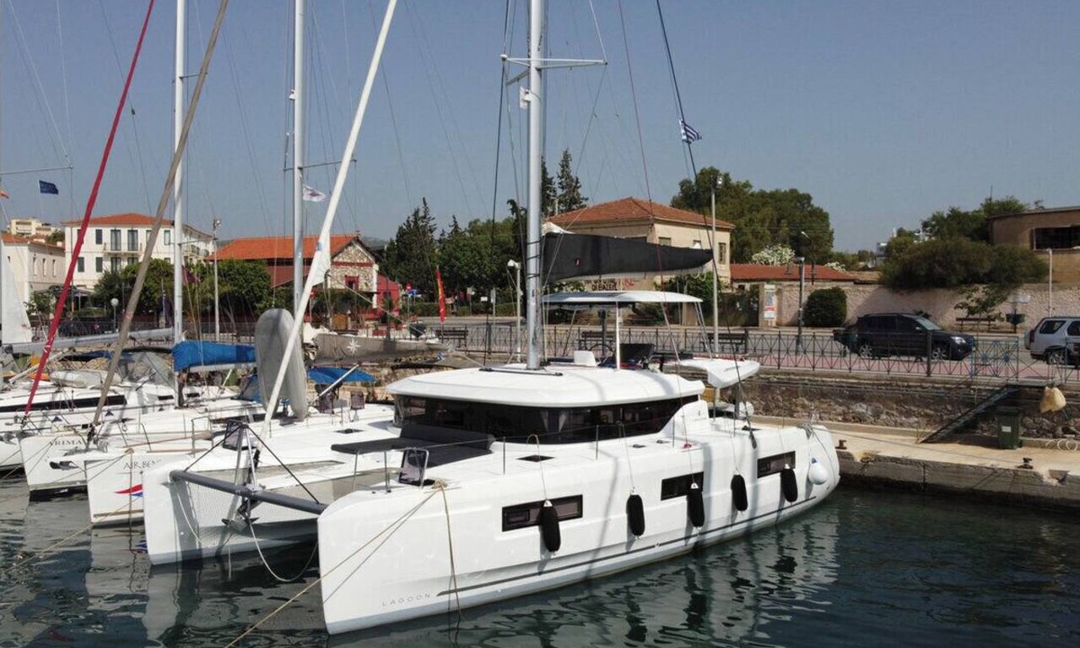 Lavrio Boat Rental | Sun-Kissed Sailing Adventure in the Saronic Islands