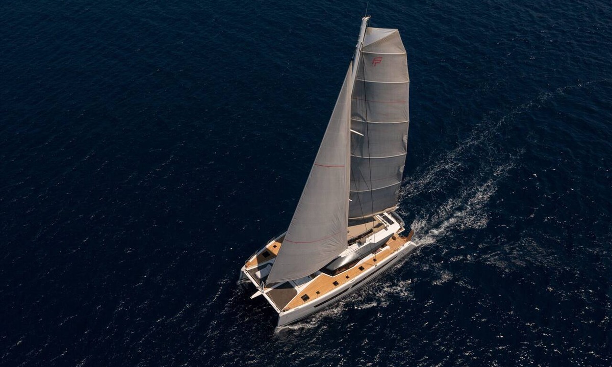 Alimos Boat Rental | Sun-Kissed Sailing Adventure in Islas Sarónicas
