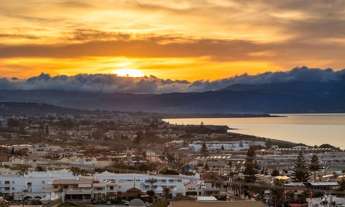 Platanias Town Apartment | Sunset Apartment in Platanias