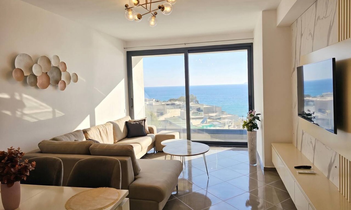 Vlore Apartment | Sunset Luxury Apartment/w Panoramic Sea View, Vlore, Albania