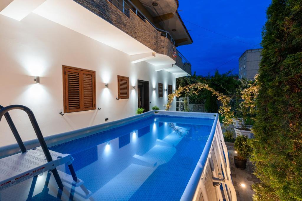 Berat House | Swimming Pool - Marko Studios Berat