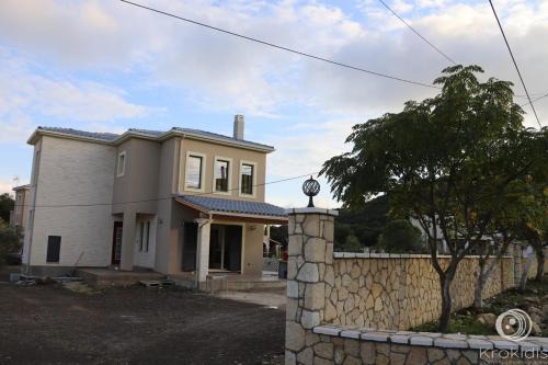 Paleokastritsa Villa | The mountain villa of Eleftheria