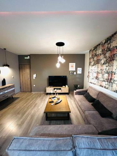 Alexandroupoli Apartment | The Palm House