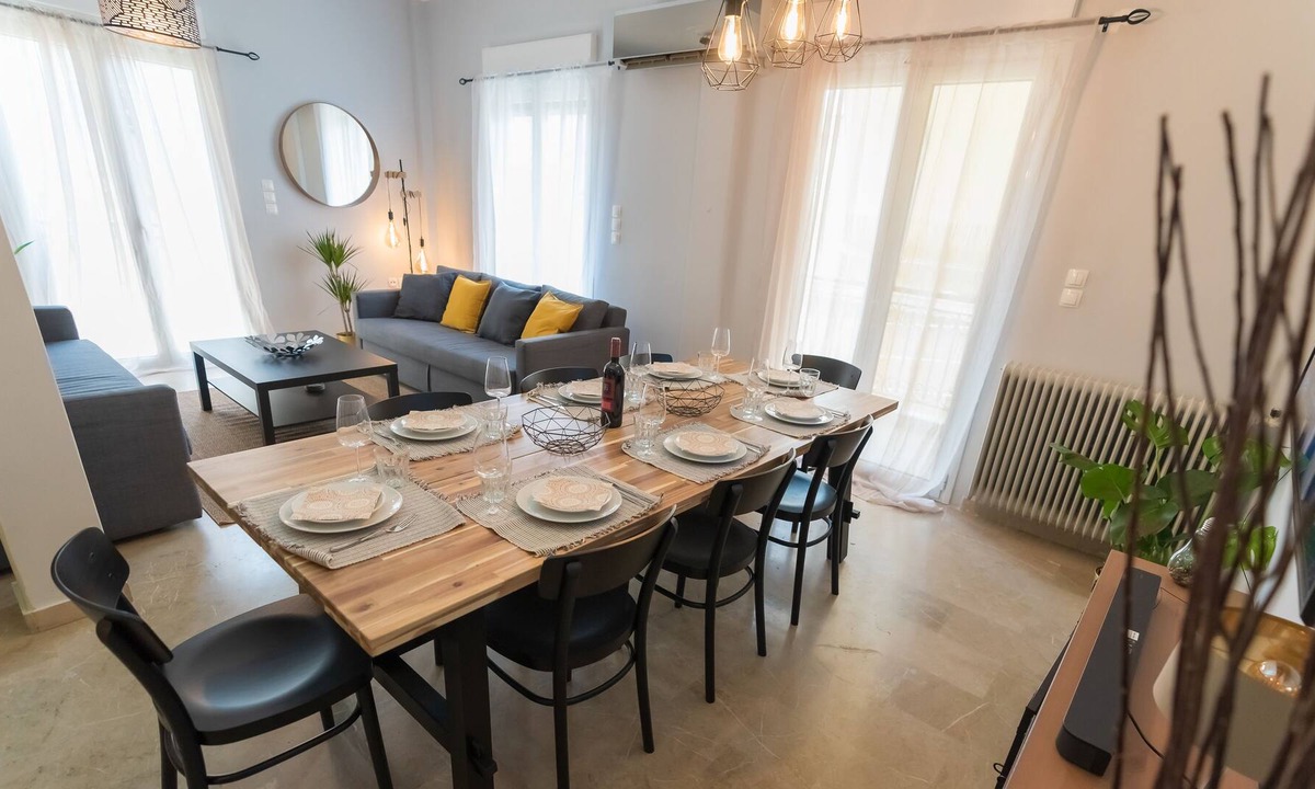 Neos Kosmos Apartment | The small bolivar