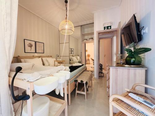 Agia Varvara Apartment | Theonisxenia Luxury Apt at Metro M3