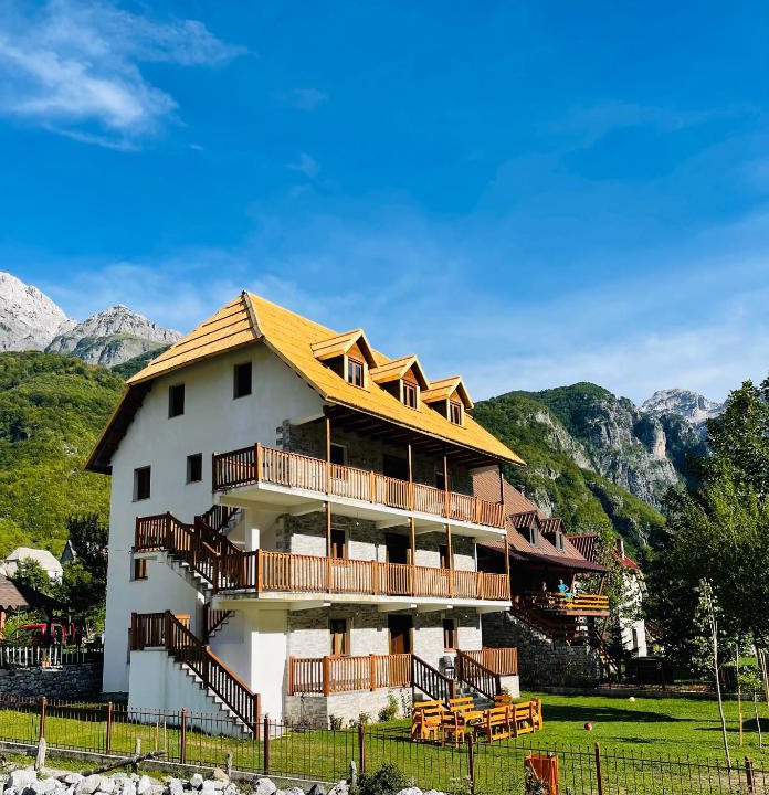Theth Hotel | Thethi view