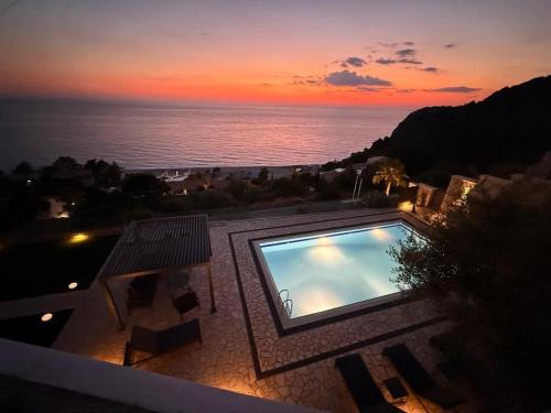 Agios Nikitas Villa | TheWave Classic Villa Kathisma Beach Lefkada