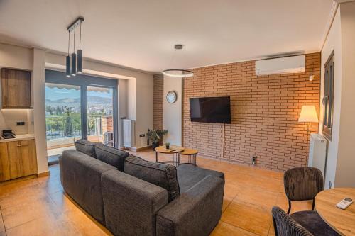 Athens Apartment | Three Bridges Sky Pool&BBQ Residence