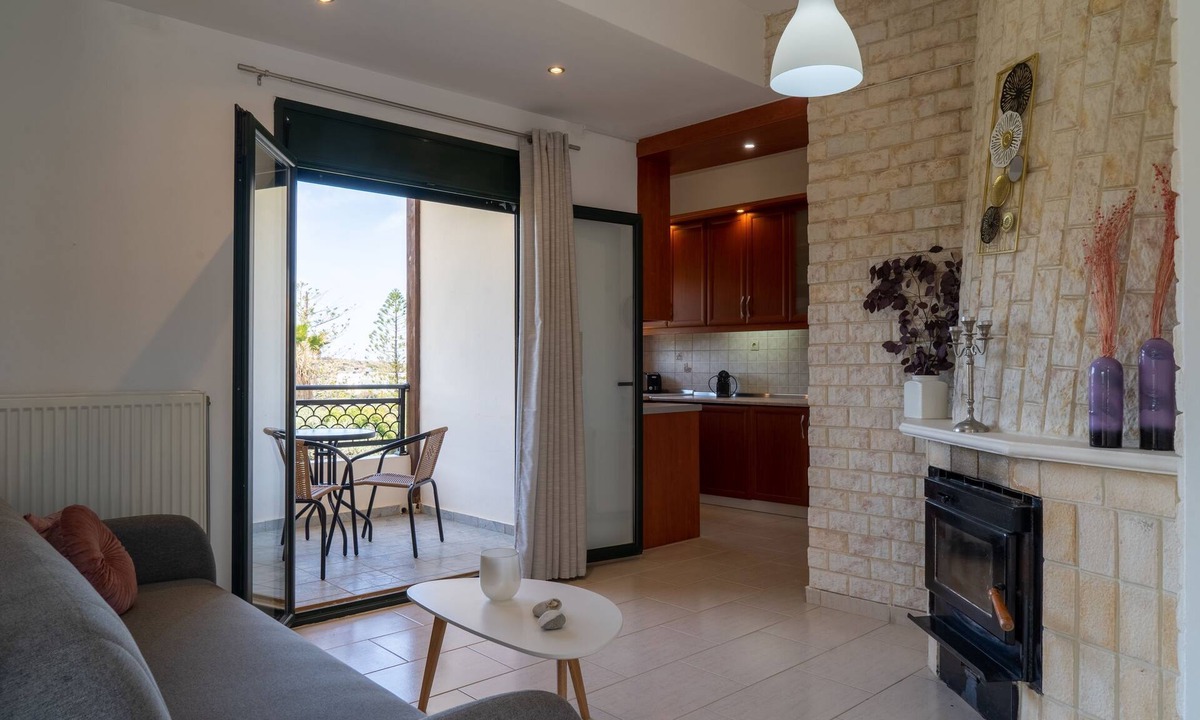 Milatos Beach House | Three Waves Maisonettes | Elena