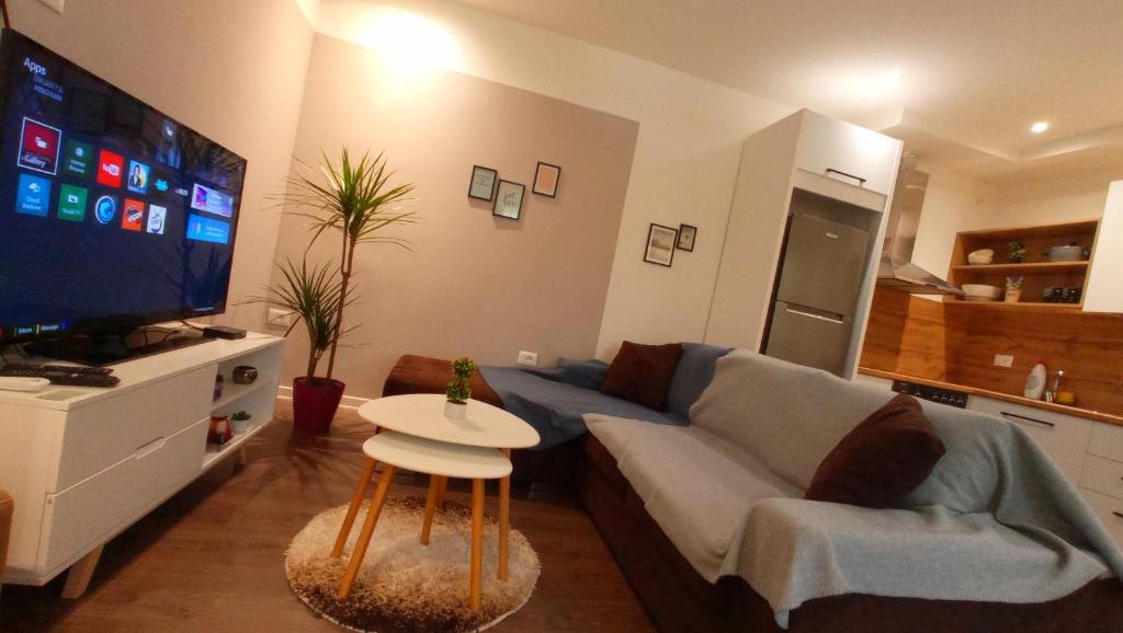 Blloku Apartment | Tirana Apartment Garda