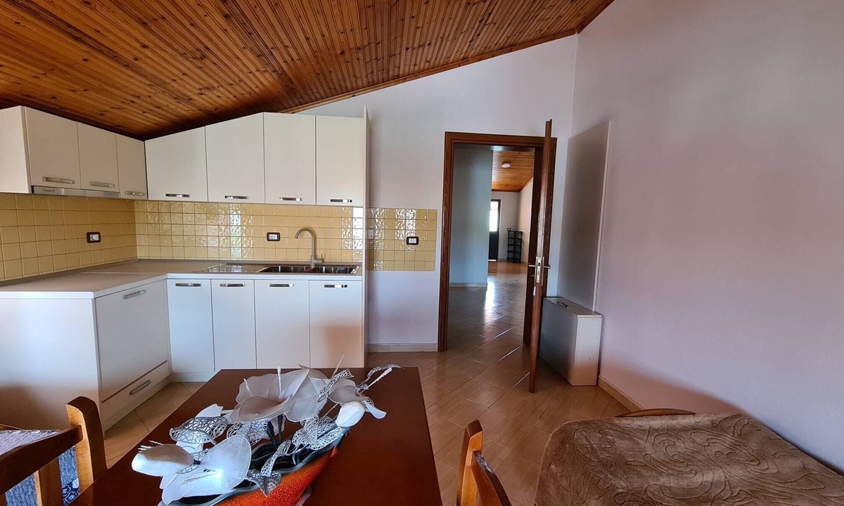 Kamez House | Tirane Tranquility Cottage