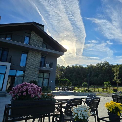 Ardenice Hotel | TOSKA Farm