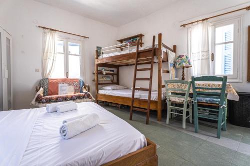 Lefkes Apartment | Traditional Art House in Lefkes by MPS - 1st Floor