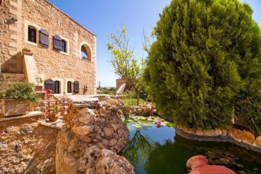 Samonas Villa | Traditional Crete Villa Villa Purple Malotira Stunning Views 1 Bedroom