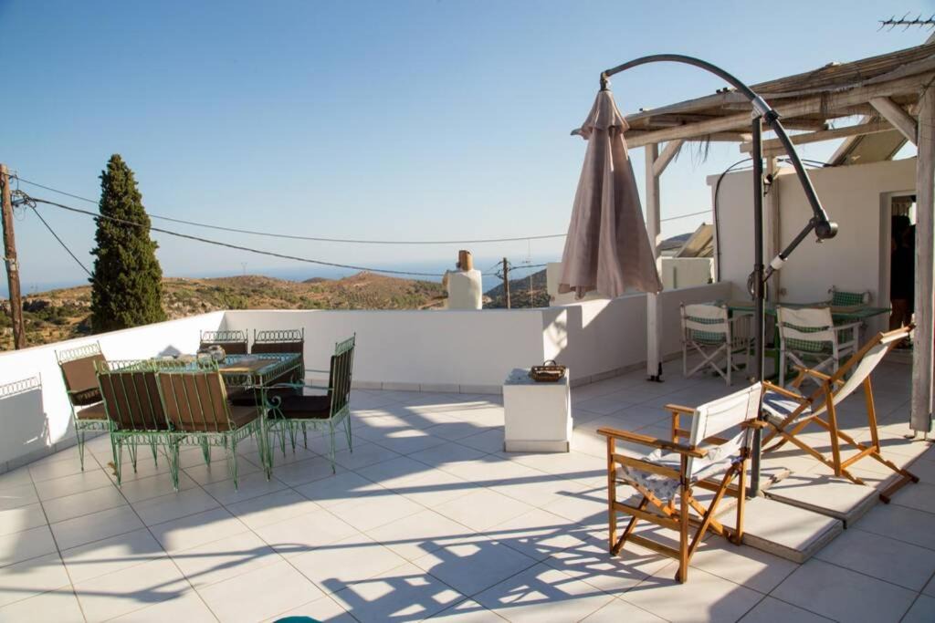 Pefki House | Traditional House Utopia in Pefki, Makry Gialos