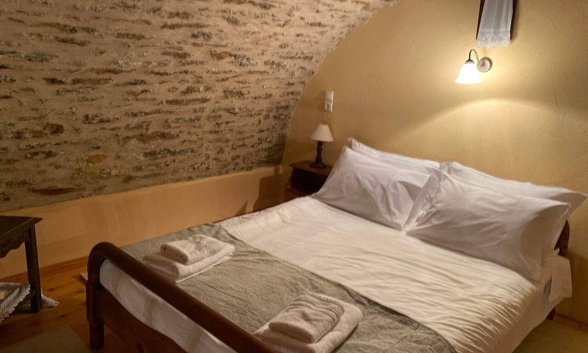 Monemvasia Cottage | Traditional Stone built Cottage at Monemvasia in a peaceful traditional village.