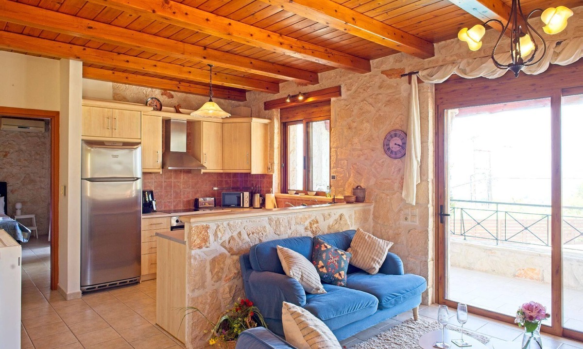 Tragaki House | Traditional Villa with Private Pool