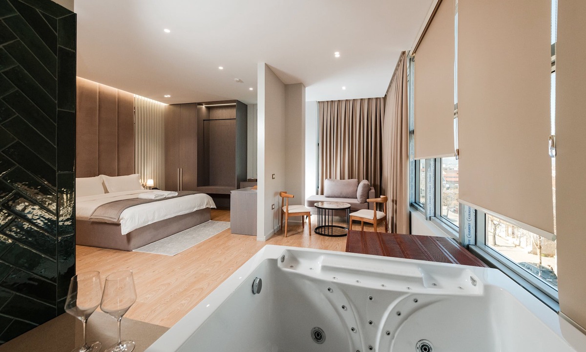 Kamez Hotel | Troci Hotel