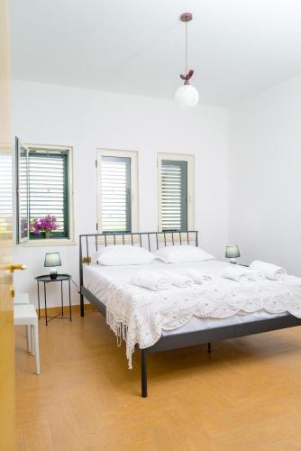 Tragjas Apartment | Twin Villa Tragjas