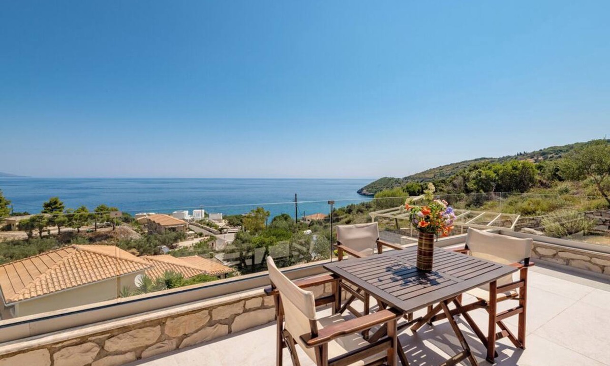 Skinaria Apartment | Two Bedroom Apartment with Terrace & Sea View - Villa Mare Studios