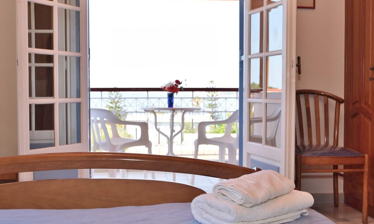 Lassi House | Tzivras Villa & Apartments