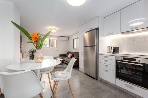 Limni Apartment | Valentina's apartment