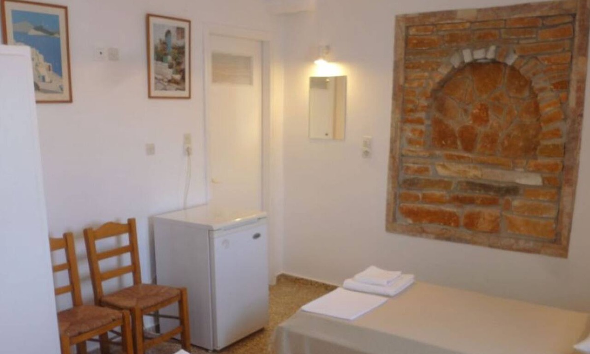 Ios House | Vasilis Ios Place Room 2