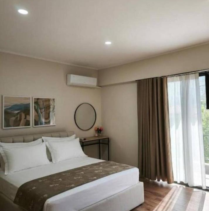 Permet Bed & Breakfast | Velia Rooms