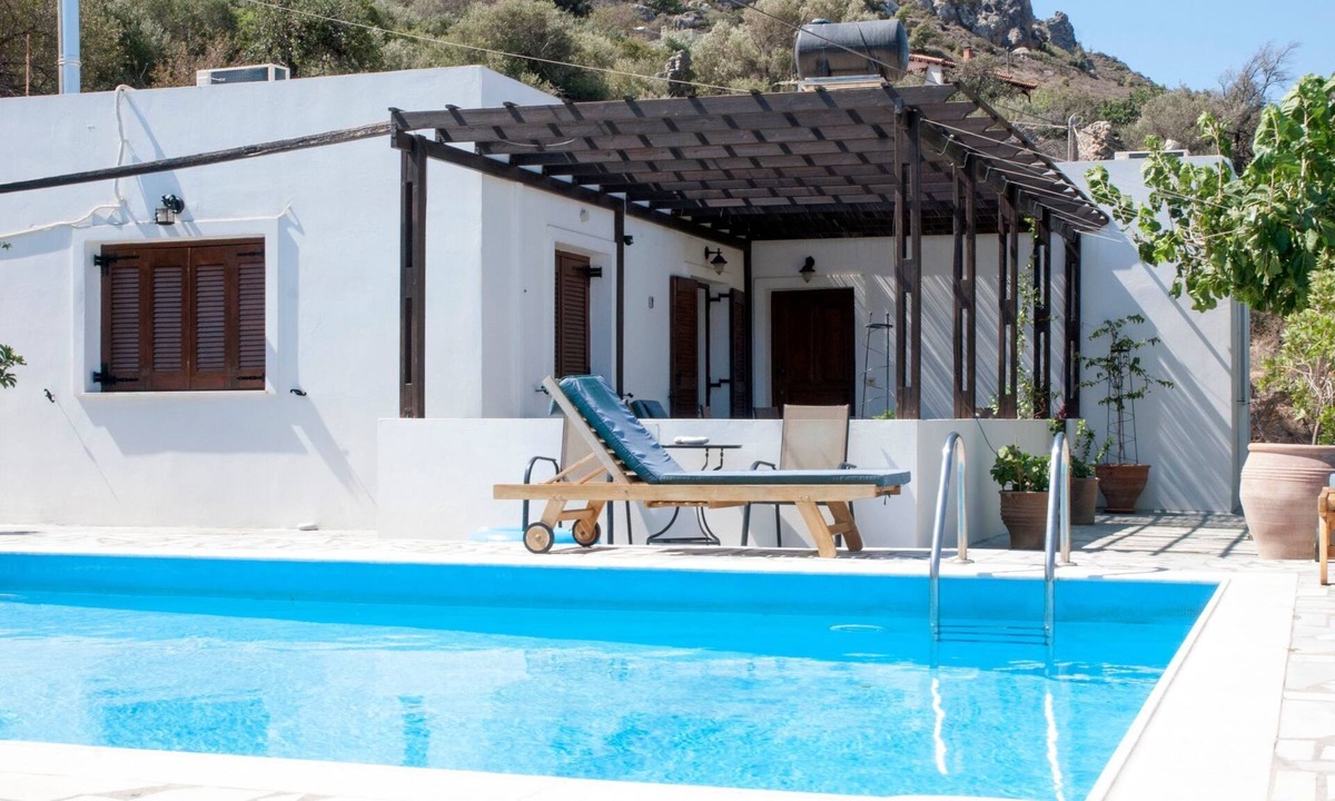 Lassithi Prefecture House | Versteckte Villa mit Pool und herrlichem Blick über die Bucht von Mirabelle und by Interhome