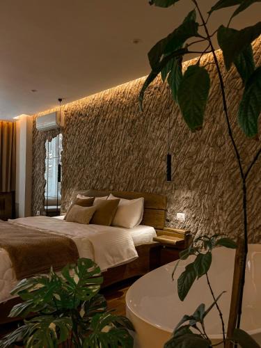 Razem Hotel | Vila Alpini