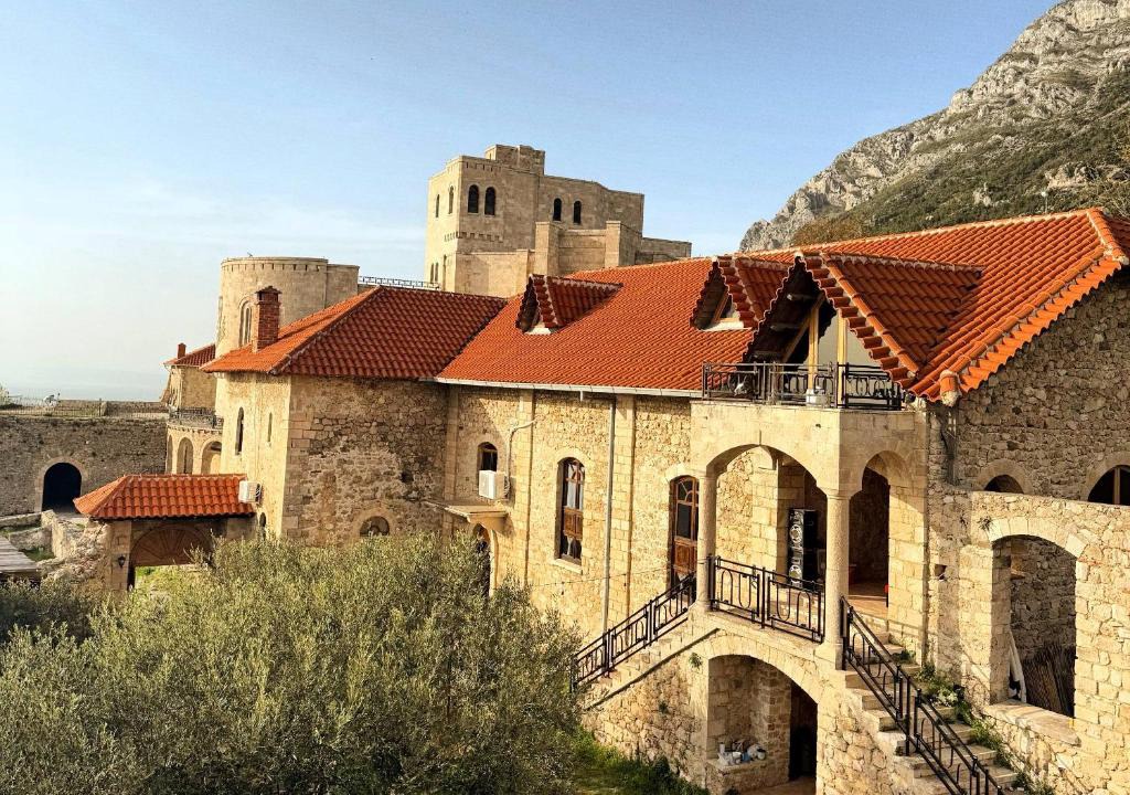 Kruje Hotel | Vila Kalaja Kruje, Inside The Castle