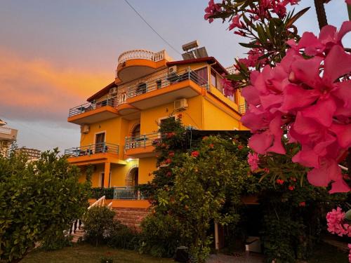 Ksamil Villa | Vila Laura
