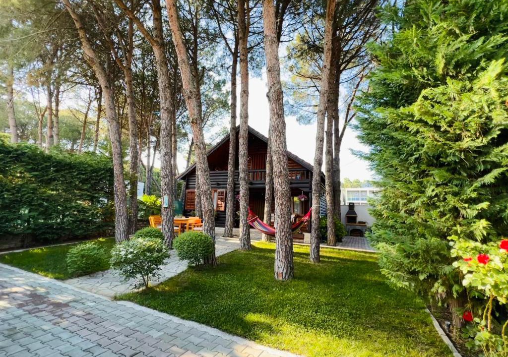 Velipoje House | Vila Lulebore