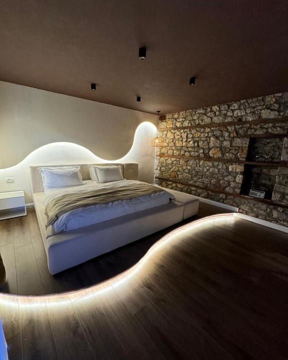 Tushemisht Hotel | Vila Ndrio
