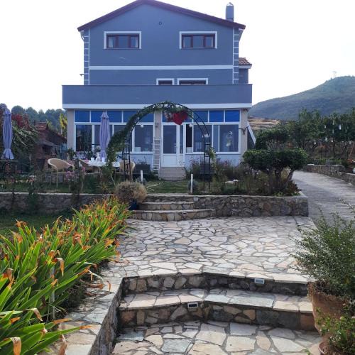 Pogradec House | Vila Topalli