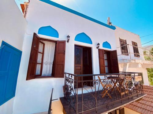 Halki House | Villa Afroditi